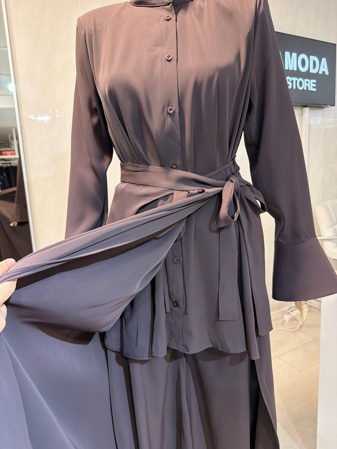 Liora 4-teiliges Modest Set – Tunika, Hose, Wickelrock &amp; Hijab