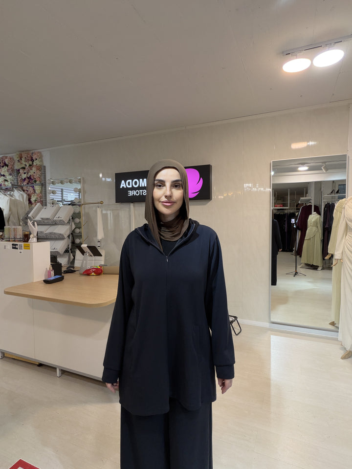 Zweiteiler mit Kaputzenpullover