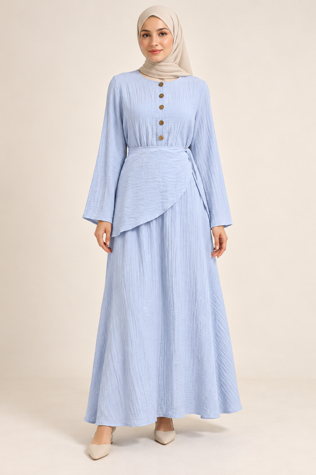 Weit geschnittenes Maxikleid mit Bindegürtel