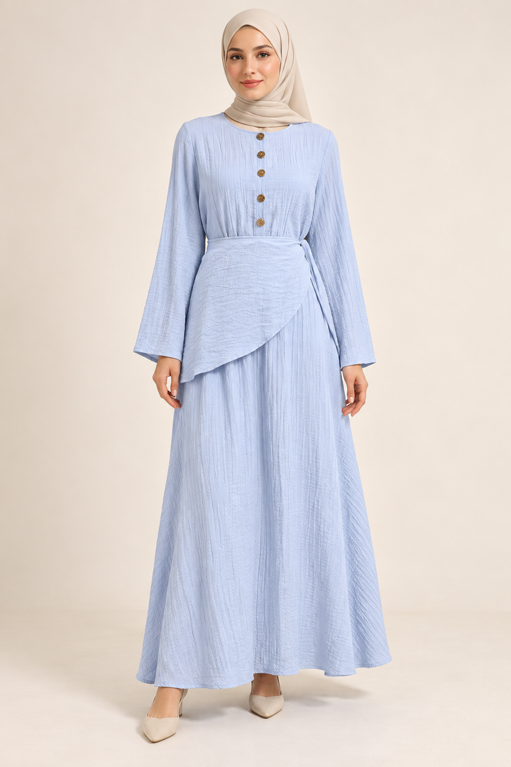 Weit geschnittenes Maxikleid mit Bindegürtel